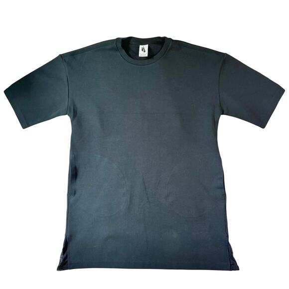 Nike Men's Medium Thick Black Shirt Side Mesh Slits Vent on Back Pockets Stylish - Picture 1 of 10